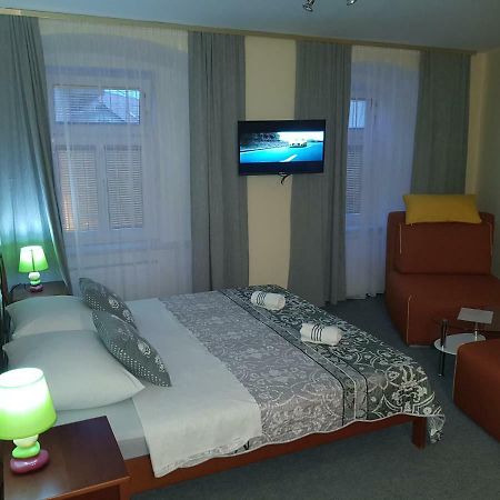 Elg Rooms Postojna Kültér fotó